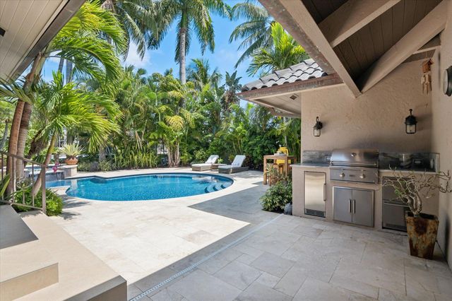 2525 Barcelona Drive, Fort Lauderdale, FL 33301