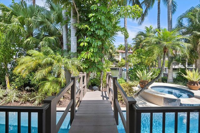 2525 Barcelona Drive, Fort Lauderdale, FL 33301