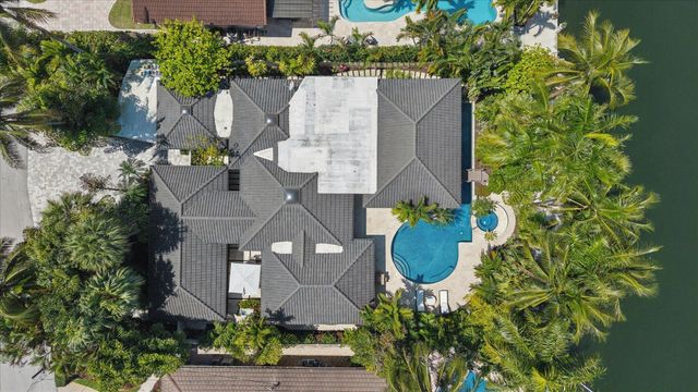 2525 Barcelona Drive, Fort Lauderdale, FL 33301