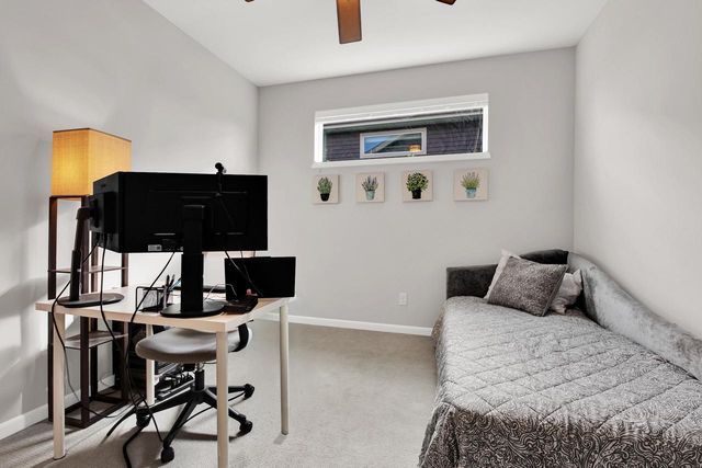 N62W21743 Augusta PARKWAY, Menomonee Falls, WI 53051