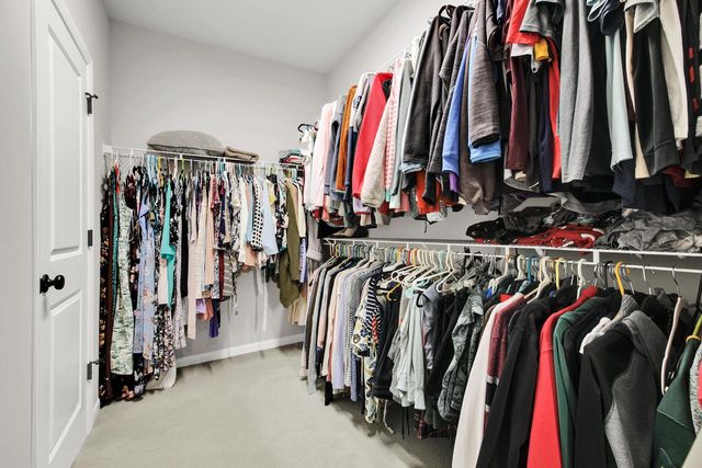 N62W21743 Augusta PARKWAY, Menomonee Falls, WI 53051