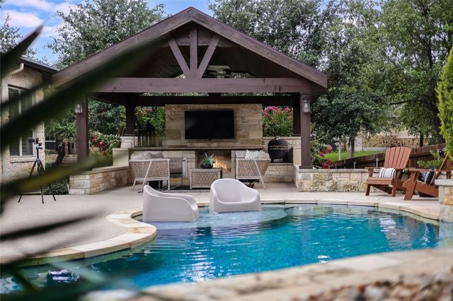 401 Bluff View RD, Cedar Park, TX 78613