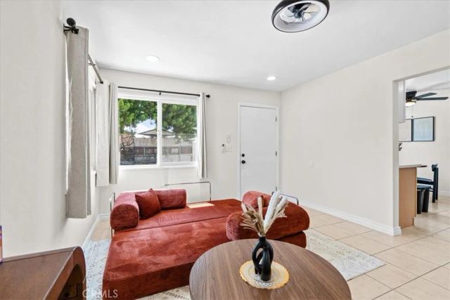 1097 Bonita Street, Tustin, CA 92780