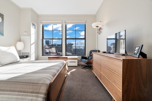 2 Rollins Street D601, Boston, MA 02118