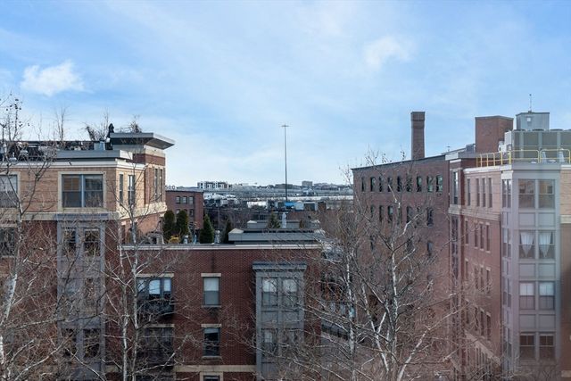2 Rollins Street D601, Boston, MA 02118