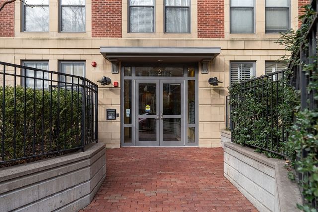 2 Rollins Street D601, Boston, MA 02118