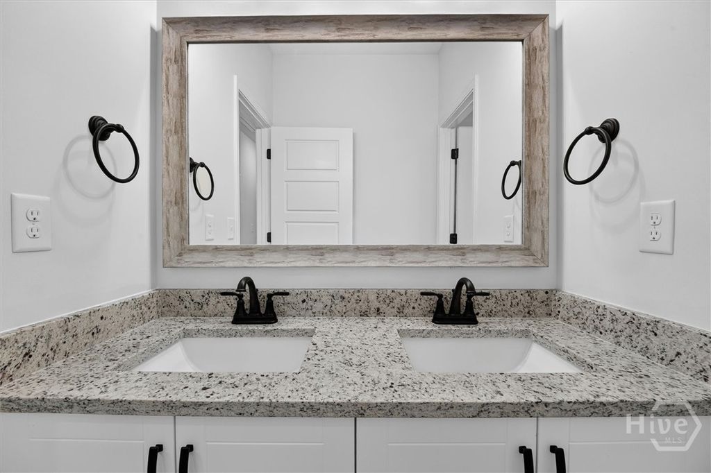 Image 22 of property listing at 329 Crosswinds Drive, Rincon, GA 31326