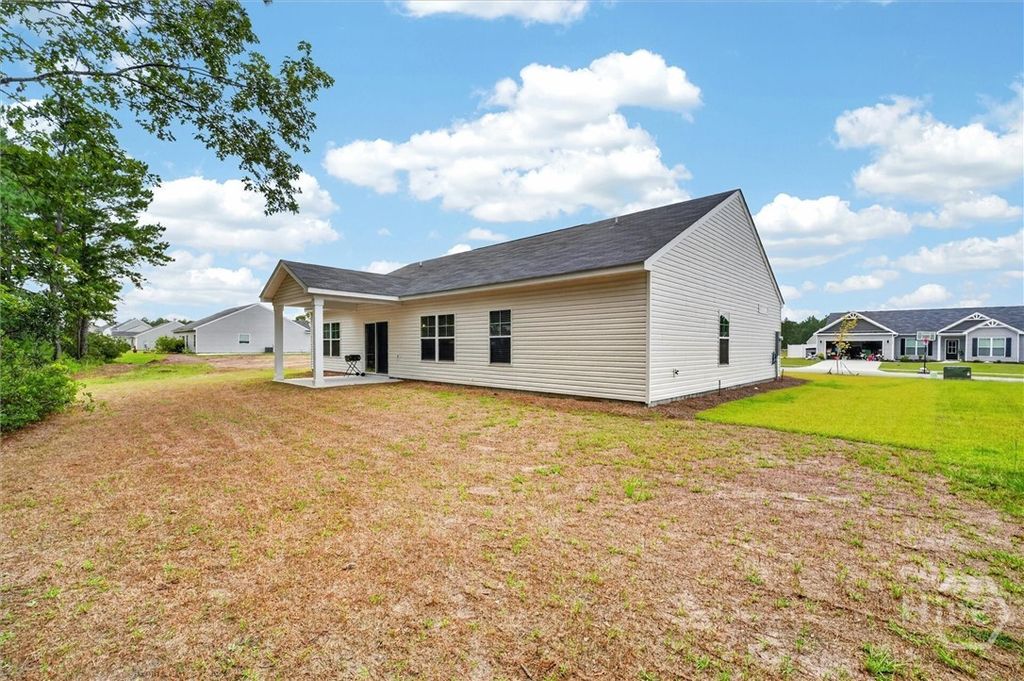 Image 31 of property listing at 329 Crosswinds Drive, Rincon, GA 31326