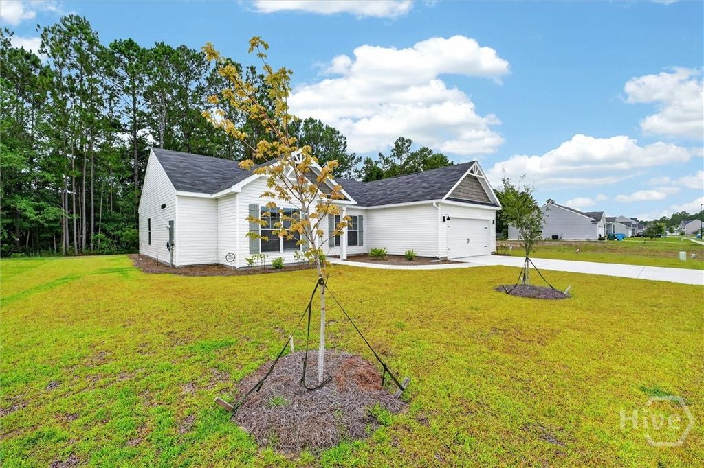 Image 34 of property listing at 329 Crosswinds Drive, Rincon, GA 31326