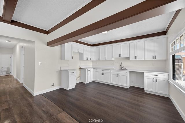 132 W 74th, Los Angeles, CA 90003