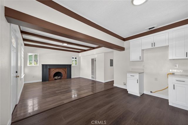 132 W 74th, Los Angeles, CA 90003