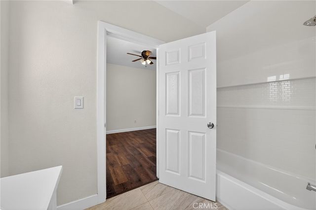 132 W 74th, Los Angeles, CA 90003