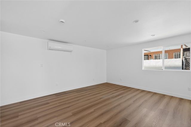 132 W 74th, Los Angeles, CA 90003