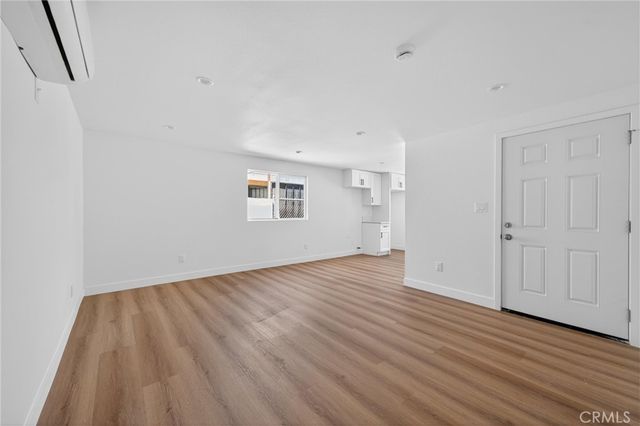 132 W 74th, Los Angeles, CA 90003