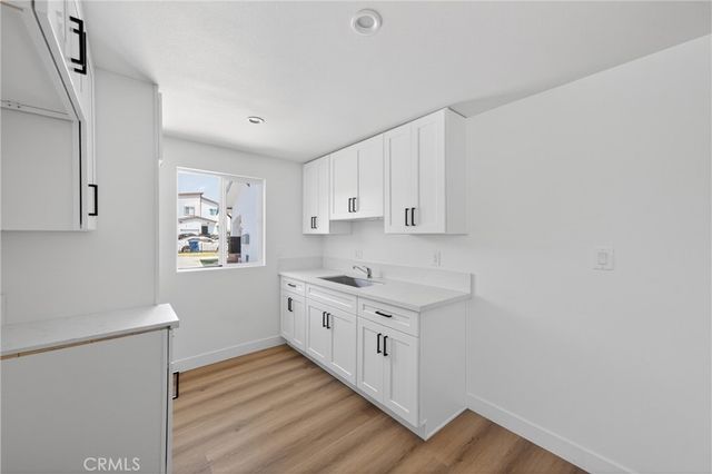 132 W 74th, Los Angeles, CA 90003