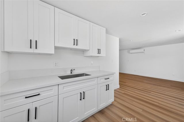 132 W 74th, Los Angeles, CA 90003