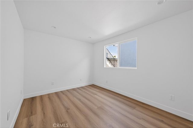 132 W 74th, Los Angeles, CA 90003