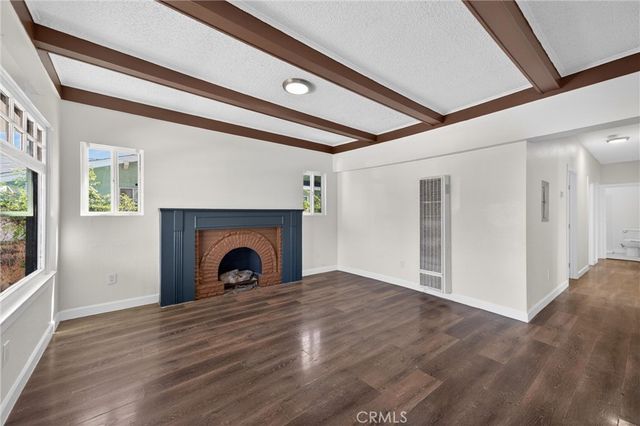 132 W 74th, Los Angeles, CA 90003