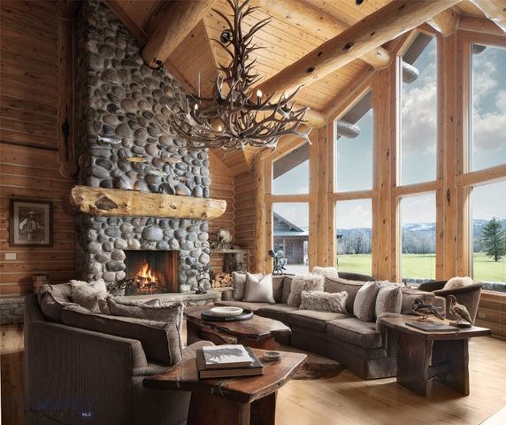 1021 Gateway South Road, Gallatin Gateway, MT 59730