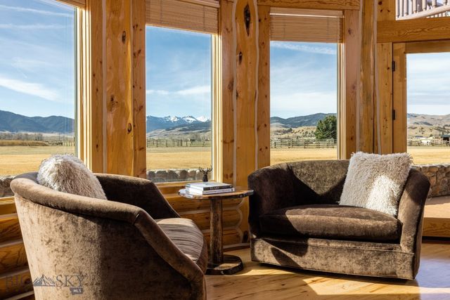 1021 Gateway South Road, Gallatin Gateway, MT 59730