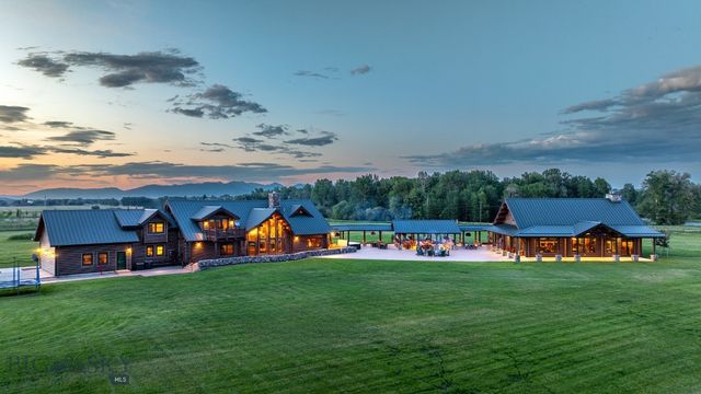 1021 Gateway South Road, Gallatin Gateway, MT 59730