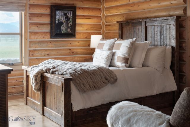 1021 Gateway South Road, Gallatin Gateway, MT 59730