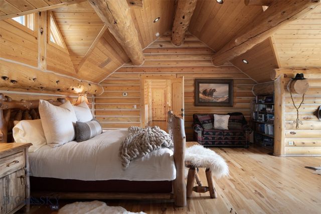 1021 Gateway South Road, Gallatin Gateway, MT 59730