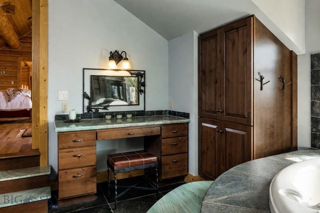 1021 Gateway South Road, Gallatin Gateway, MT 59730