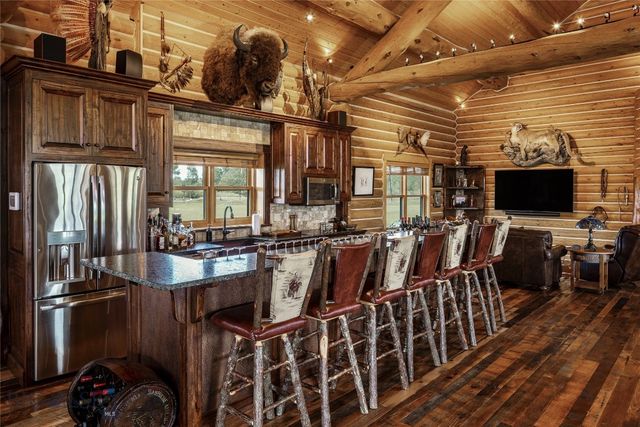 1021 Gateway South Road, Gallatin Gateway, MT 59730