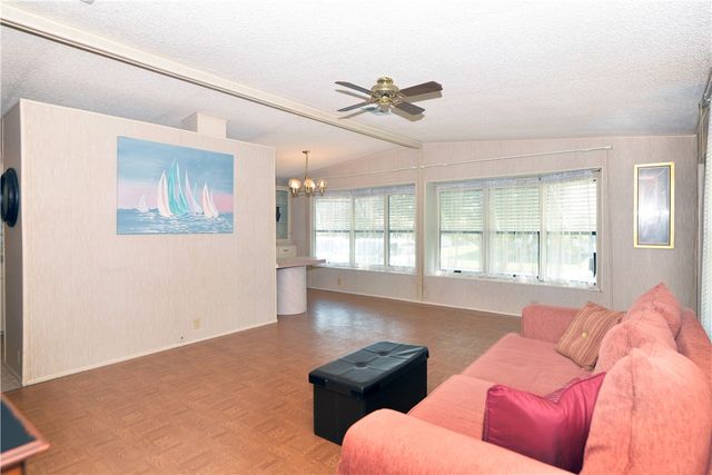 642 Periwinkle Circle, Sebastian, FL 32976