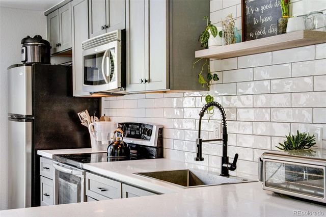 2154 Sunridge Circle, Broomfield, CO 80020