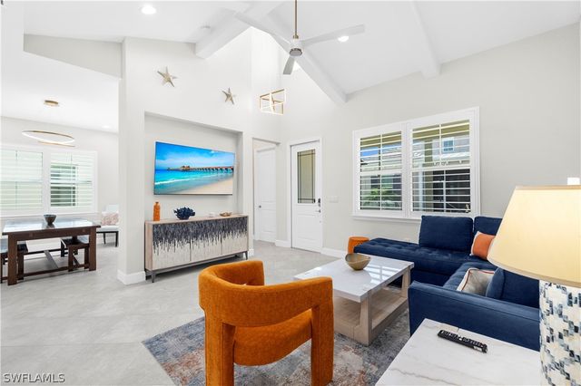 7080 Saona CT, Naples, FL 34113