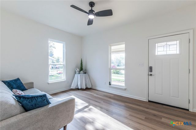 401 S 11th Street, Temple, TX 76504