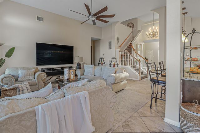 4203 Shadow Haven Drive, Fresno, TX 77545