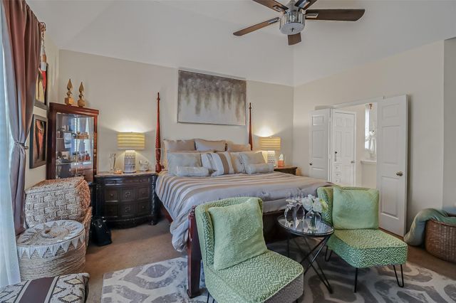 4203 Shadow Haven Drive, Fresno, TX 77545