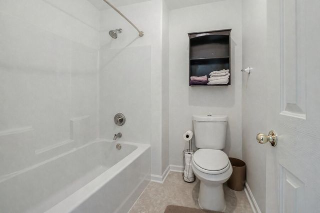 4203 Shadow Haven Drive, Fresno, TX 77545