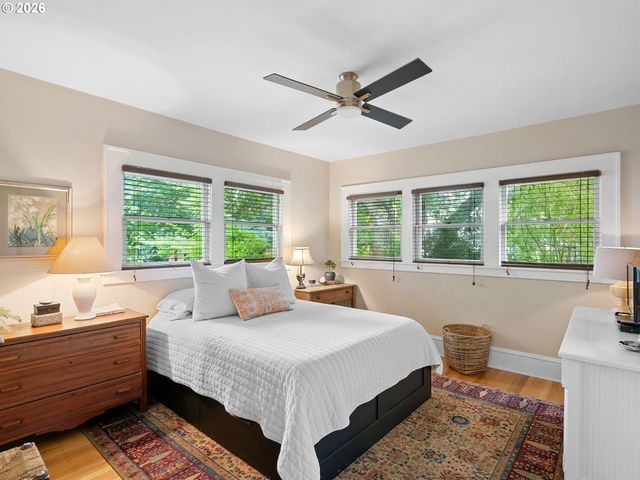 6520 Se 16TH Ave, Portland, OR 97202