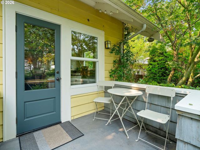 6520 Se 16TH Ave, Portland, OR 97202