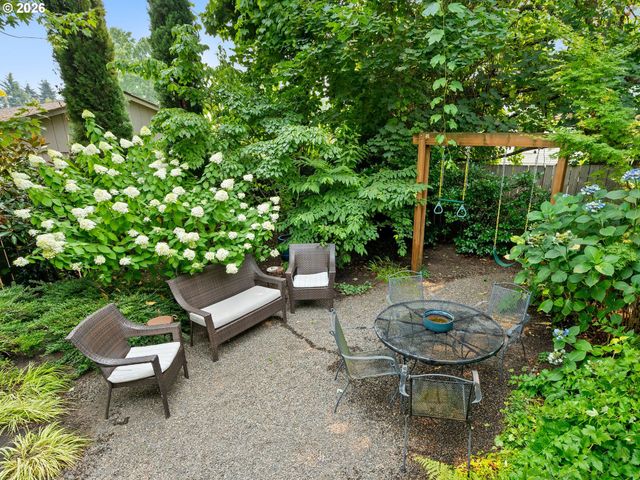 6520 Se 16TH Ave, Portland, OR 97202