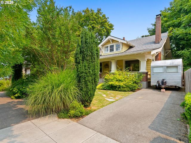 6520 Se 16TH Ave, Portland, OR 97202