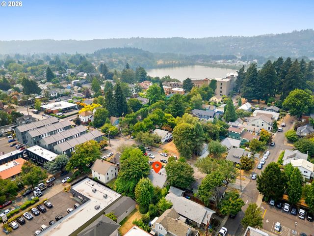 6520 Se 16TH Ave, Portland, OR 97202