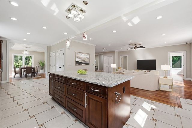 98-R Walnut Street, Shrewsbury, MA 01545
