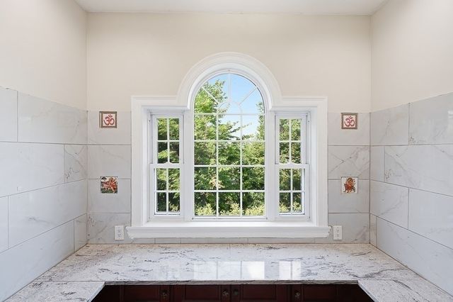 98-R Walnut Street, Shrewsbury, MA 01545