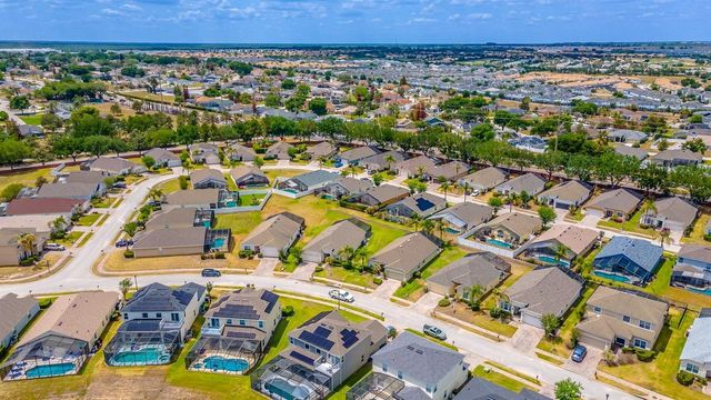 513 BALMORAL DRIVE, Davenport, FL 33896