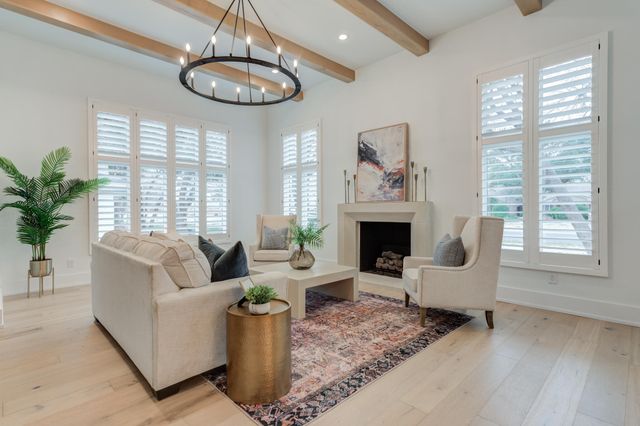 9607 Vicksburg Avenue, Lubbock, TX 79424