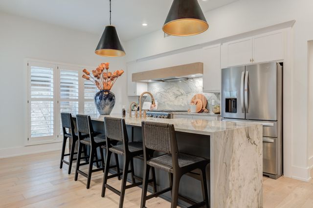 9607 Vicksburg Avenue, Lubbock, TX 79424