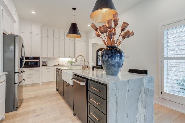 9607 Vicksburg Avenue, Lubbock, TX 79424