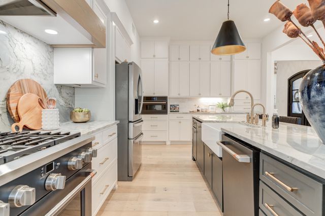 9607 Vicksburg Avenue, Lubbock, TX 79424