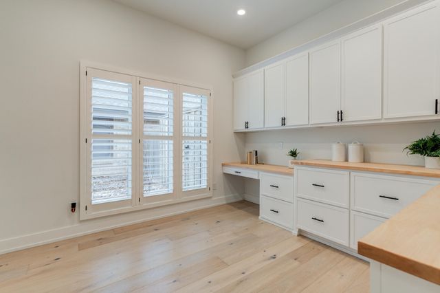 9607 Vicksburg Avenue, Lubbock, TX 79424