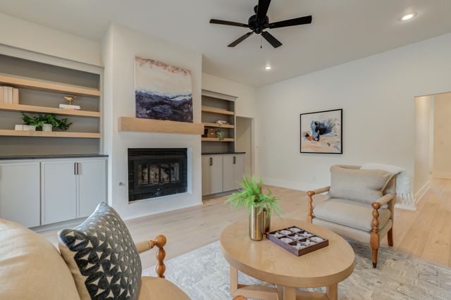 9607 Vicksburg Avenue, Lubbock, TX 79424